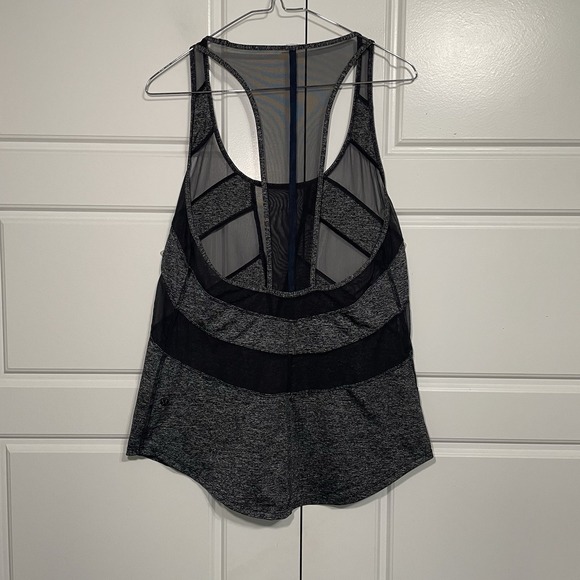 Lululemon Athletica Size 8 Top Lot Of 6 Tops - Picture 2 of 15